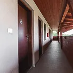 Moninec A4 Pro Az 6 Osob S Vyhledem Na Sjezdovku I Do Krajiny Appartement *