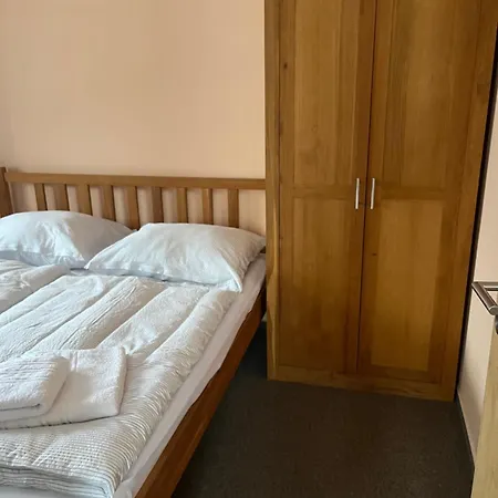 Monínec A4 Pro Až 6 Osob * Sedlec-Prcice
