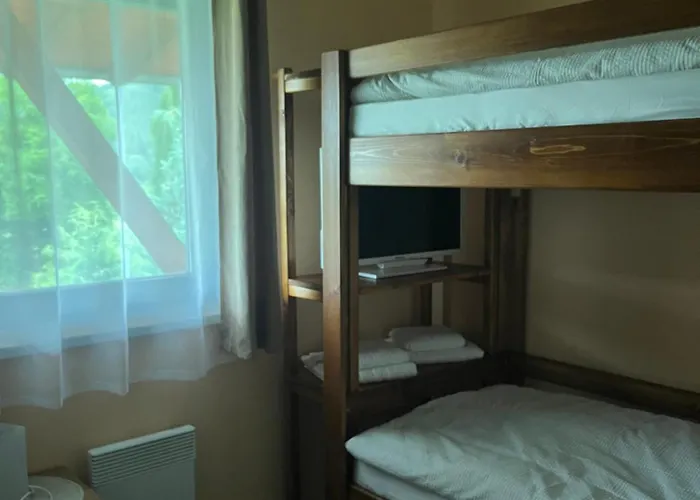 Moninec A4 Pro Az 6 Osob S Vyhledem Na Sjezdovku I Do Krajiny * Sedlec-Prcice